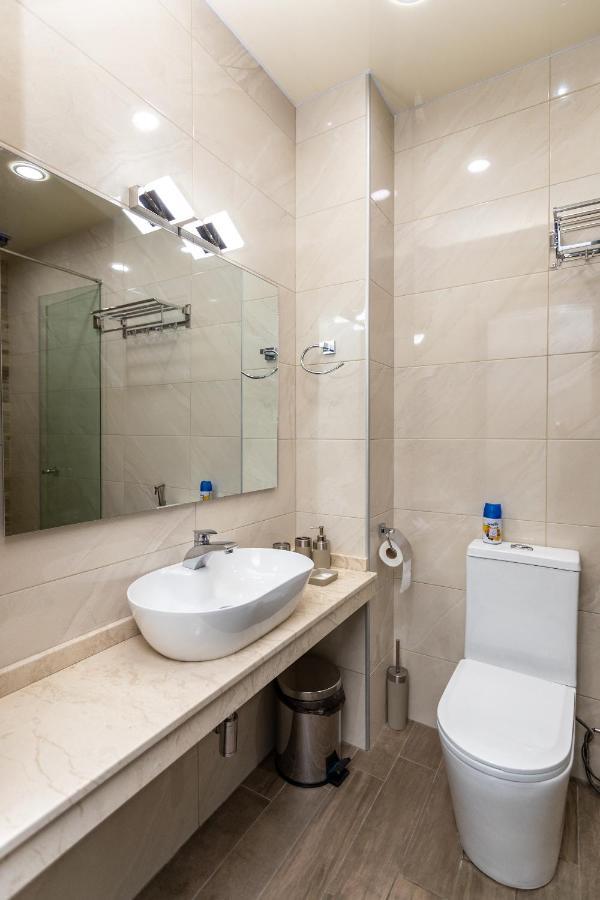 Golden Room Apartments 04 Тбілісі Екстер'єр фото